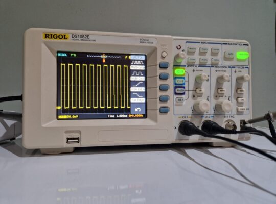 RIGOL DS1052E Digital Oscilloscope