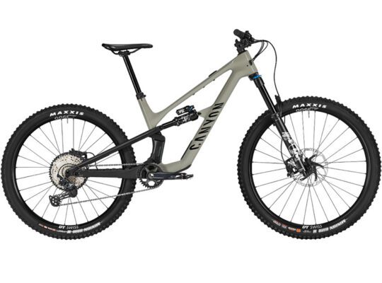 2024 Canyon Spectral CF 7 Mountain Bike (ALANBIKESHOP)