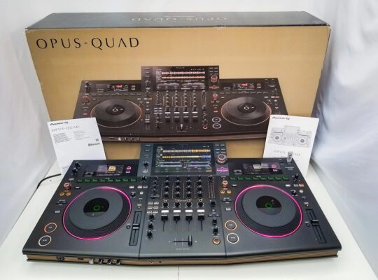 Pioneer DJ OPUS-QUAD, Pioneer XDJ-RX3, Pioneer XDJ-XZ