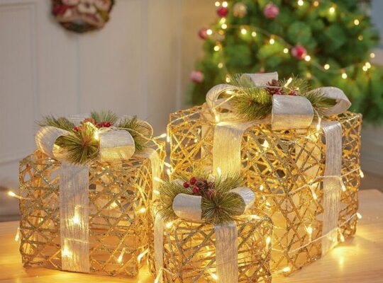 Attractive decorative Christmas parcels